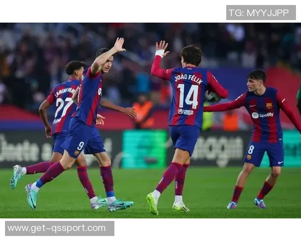 巴萨状态回暖三连胜追近榜首一分成功摆脱十月低迷局面